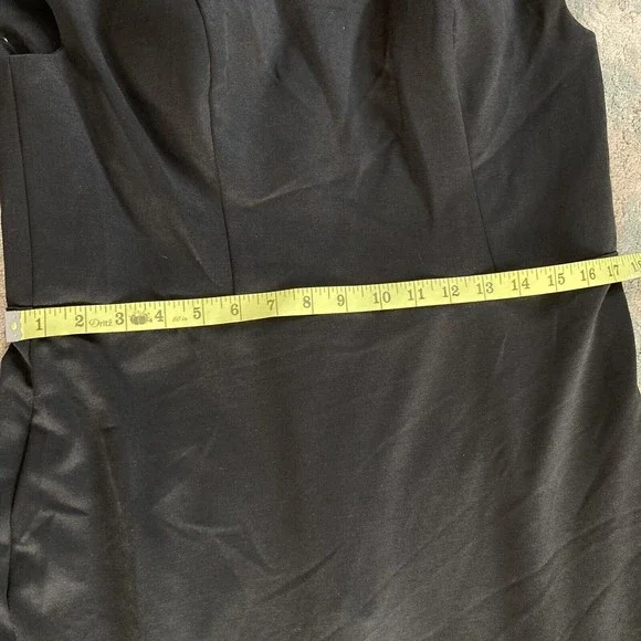 LA FEMME CURVE Size 12W Off Shoulder Black Jersey Train Trumpet Dress NWT Flaw